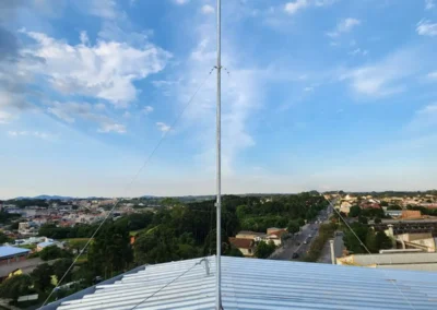 Paratonnerre sur une usine au Brésil